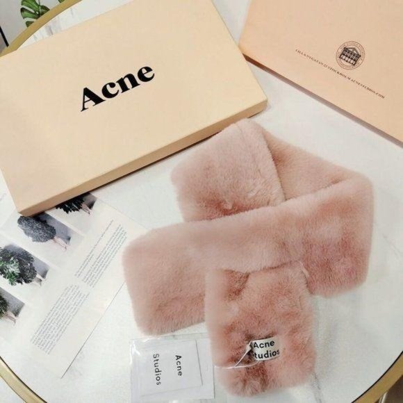 Acne studios Plush fashion scarf NWT Authentic